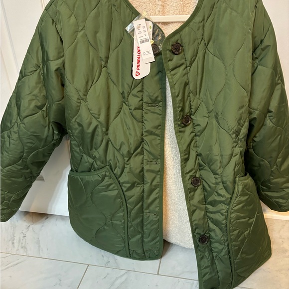 NWT J Crew Reversible Puffer Jacket with Primaloft in utility green - Picture 5 of 7
